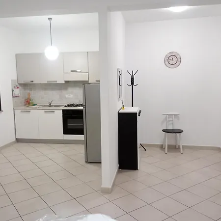 Apartmán La Casa Di Rossella Nel Cuore Della Citta , Downtown Spacious Olbia