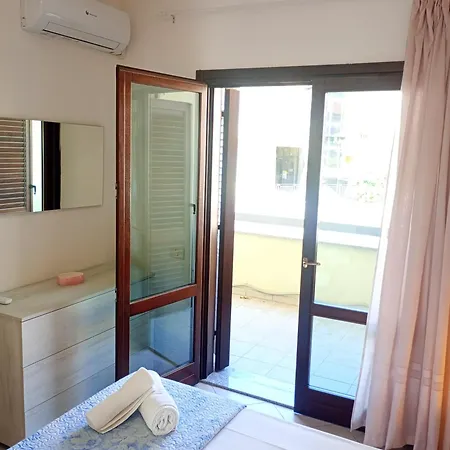 La Casa Di Rossella Nel Cuore Della , Downtown Spacious Apartamento Olbia