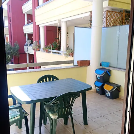 La Casa Di Rossella Nel Cuore Della Citta , Downtown Spacious Apartmán *