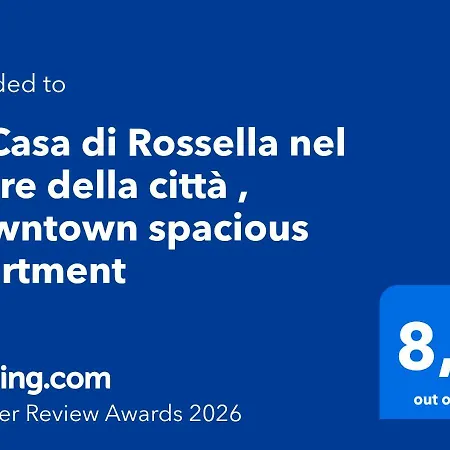 La Casa Di Rossella Nel Cuore Della Citta , Downtown Spacious Apartman