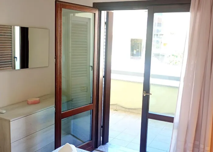 La Casa Di Rossella Nel Cuore Della Citta , Downtown Spacious Apartman Olbia