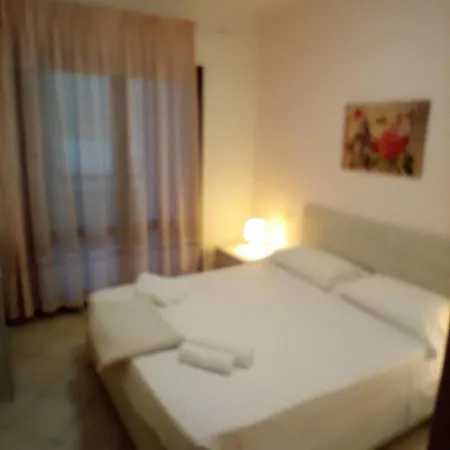 La Casa Di Rossella Nel Cuore Della Citta , Downtown Spacious Olbia