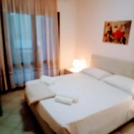 La Casa Di Rossella Nel Cuore Della Citta , Downtown Spacious Olbia