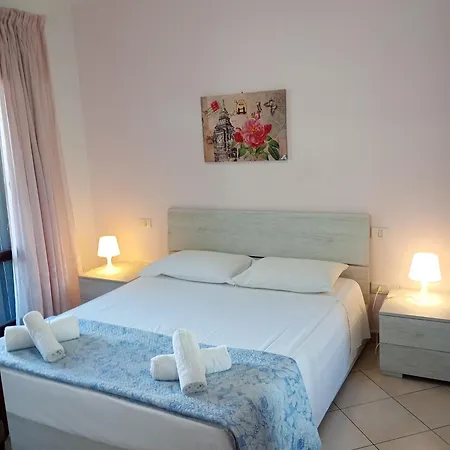 La Casa Di Rossella Nel Cuore Della , Downtown Spacious