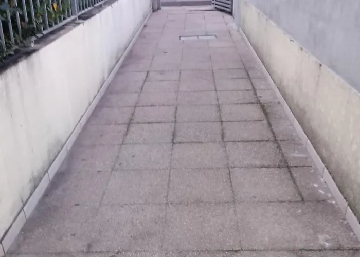 La Casa Di Rossella Nel Cuore Della Citta , Downtown Spacious Апартаменты *