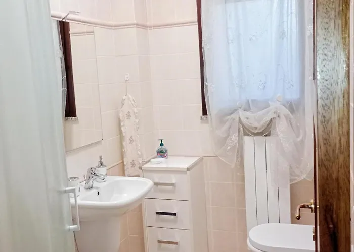 La Casa Di Rossella Nel Cuore Della Citta , Downtown Spacious * Olbia